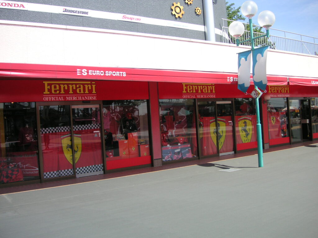 鈴鹿サーキットのショップ